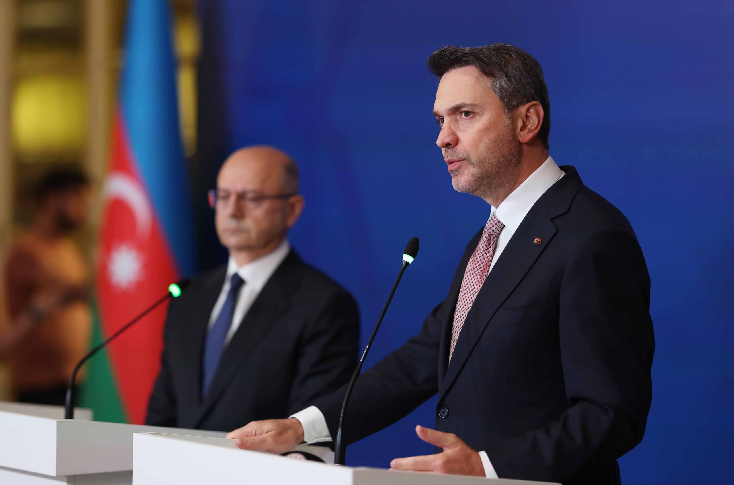Bakan Bayraktar: Türkiye Ve Azerbaycan Dünyaya Yeni Enerji Rotaları Sunuyor