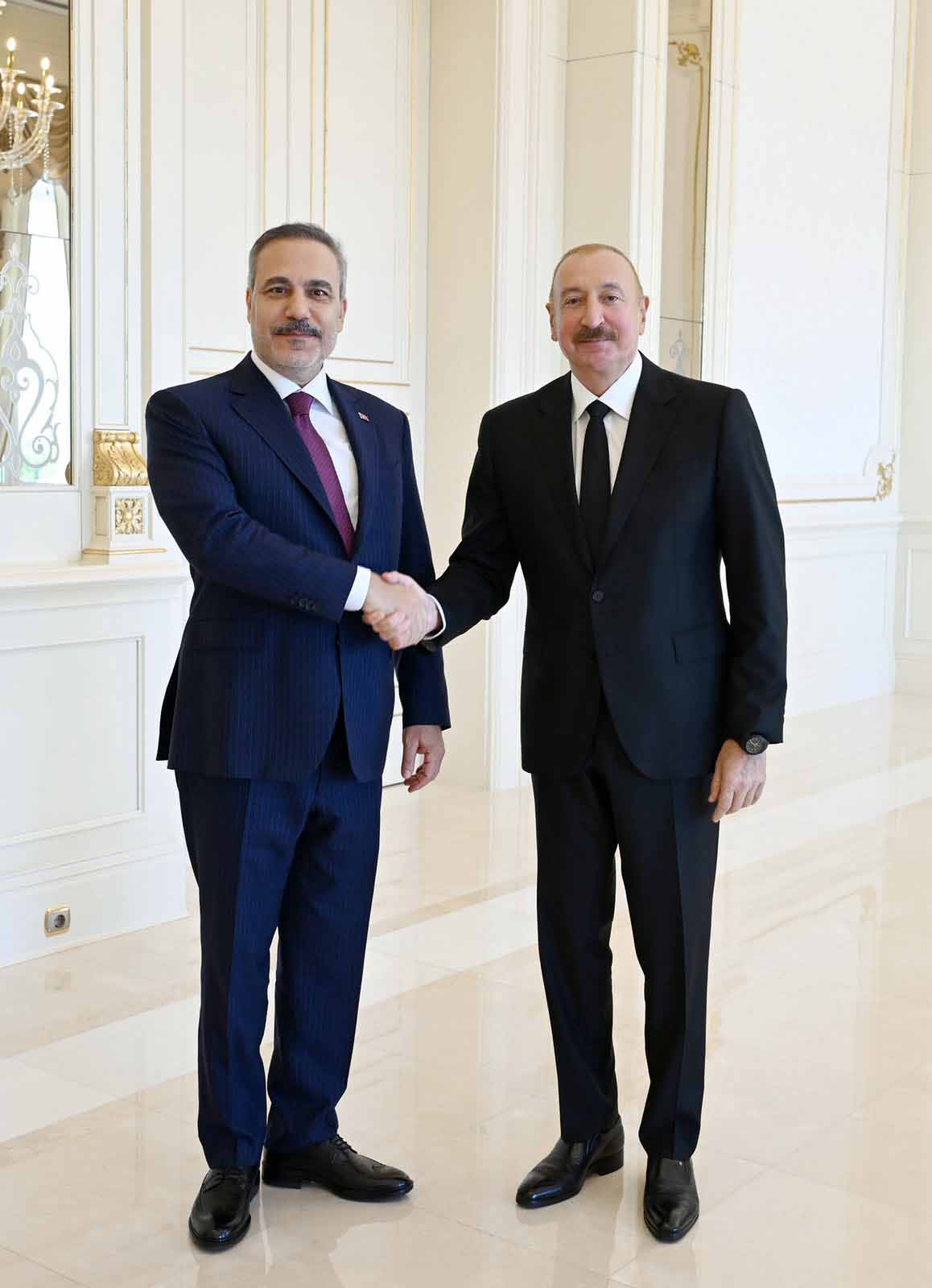 Hakan Fidan Bakü’de İlham Aliyev İle Görüştü