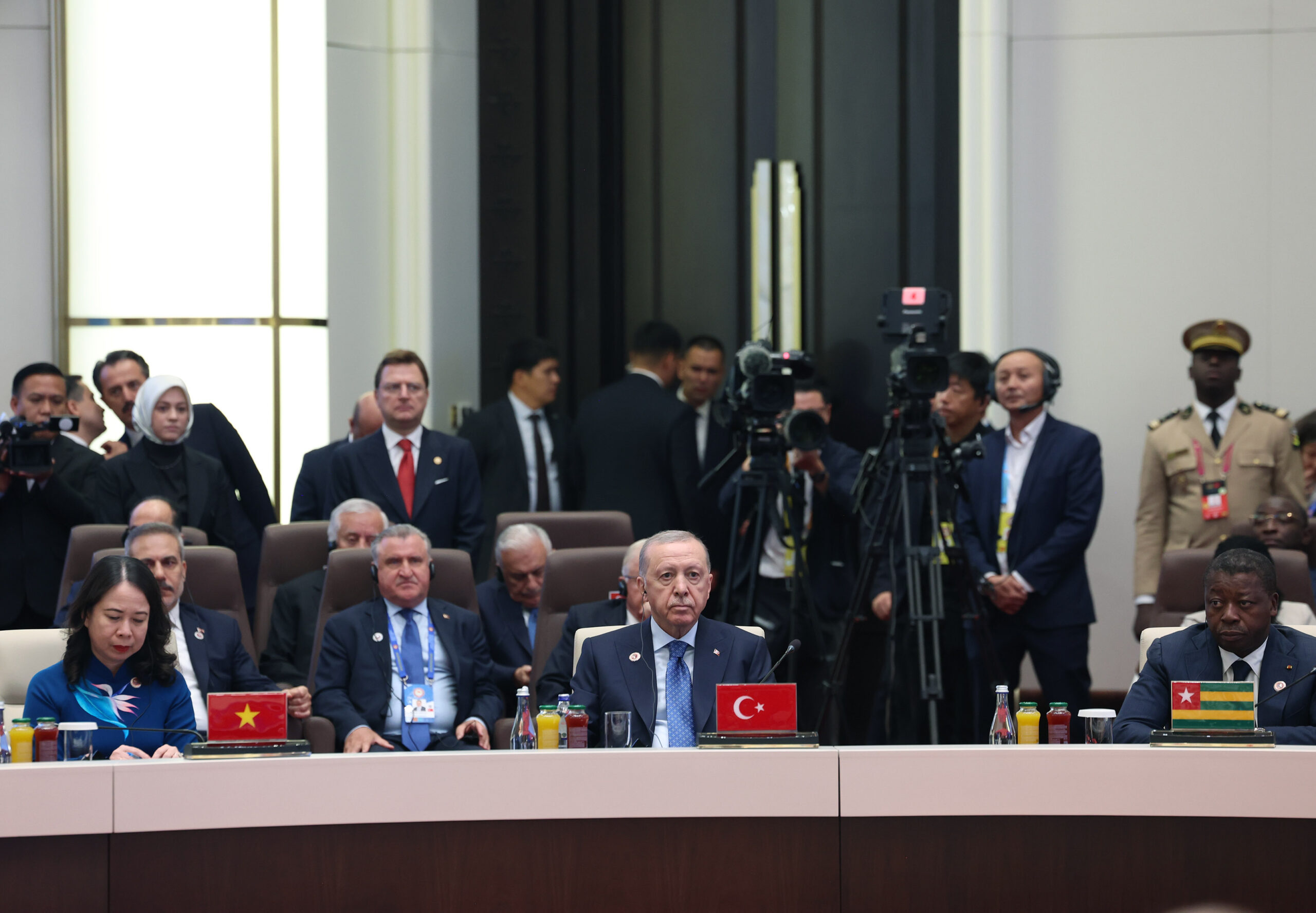 Cumhurbaşkanı Erdoğan: Barış Ve İstikrar İçin Çalışıyoruz
