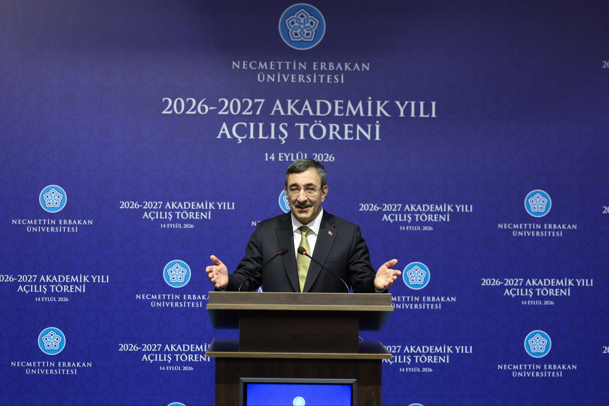Cumhurbaşkanı Yardımcısı Yılmaz: Sosyal Medya Aslında Asosyal Medya