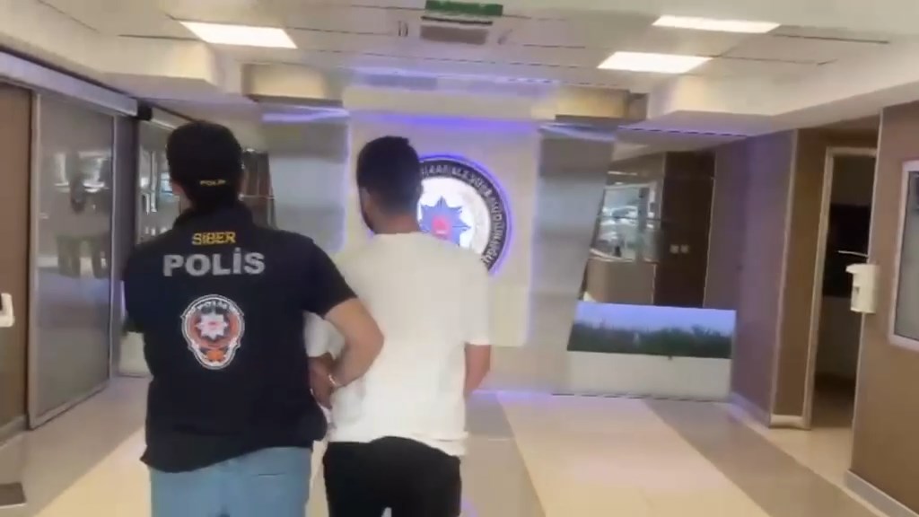Yasa Dışı Veri Paneli Kullanan Hukuk Bürolarına Operasyon: 35 Gözaltı