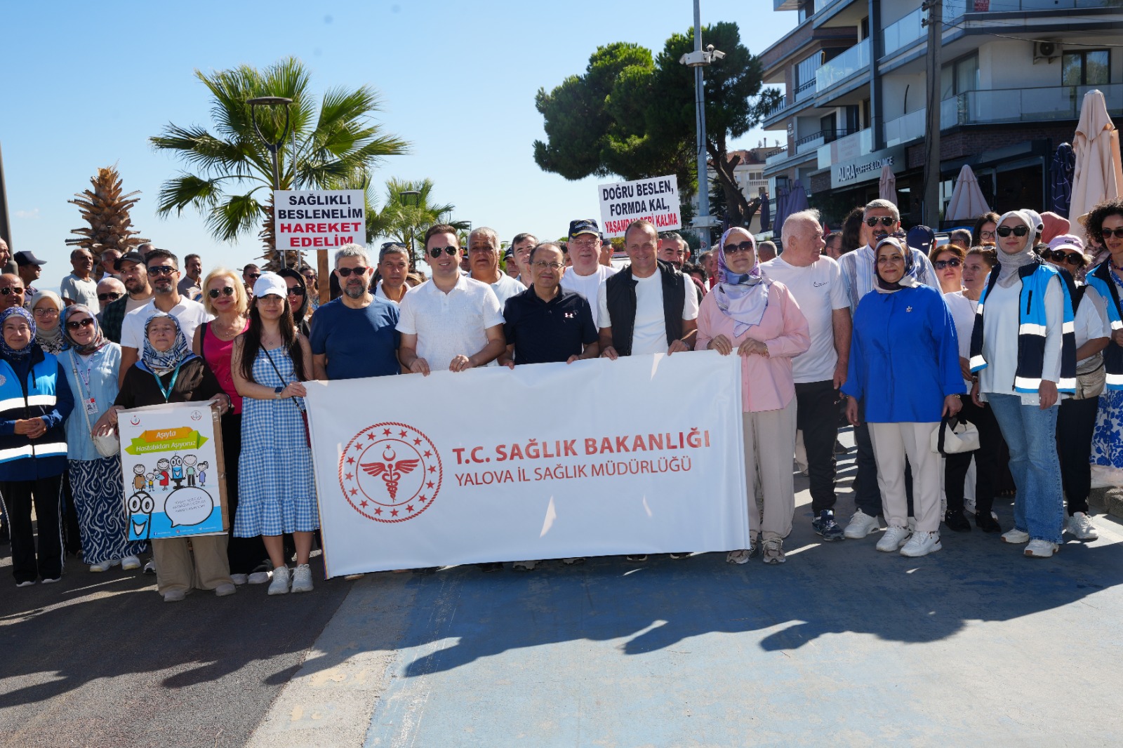 Yalova’da Halk Sağlığı Haftası Kapsamında Sağlık Yürüyüşü Yapıldı