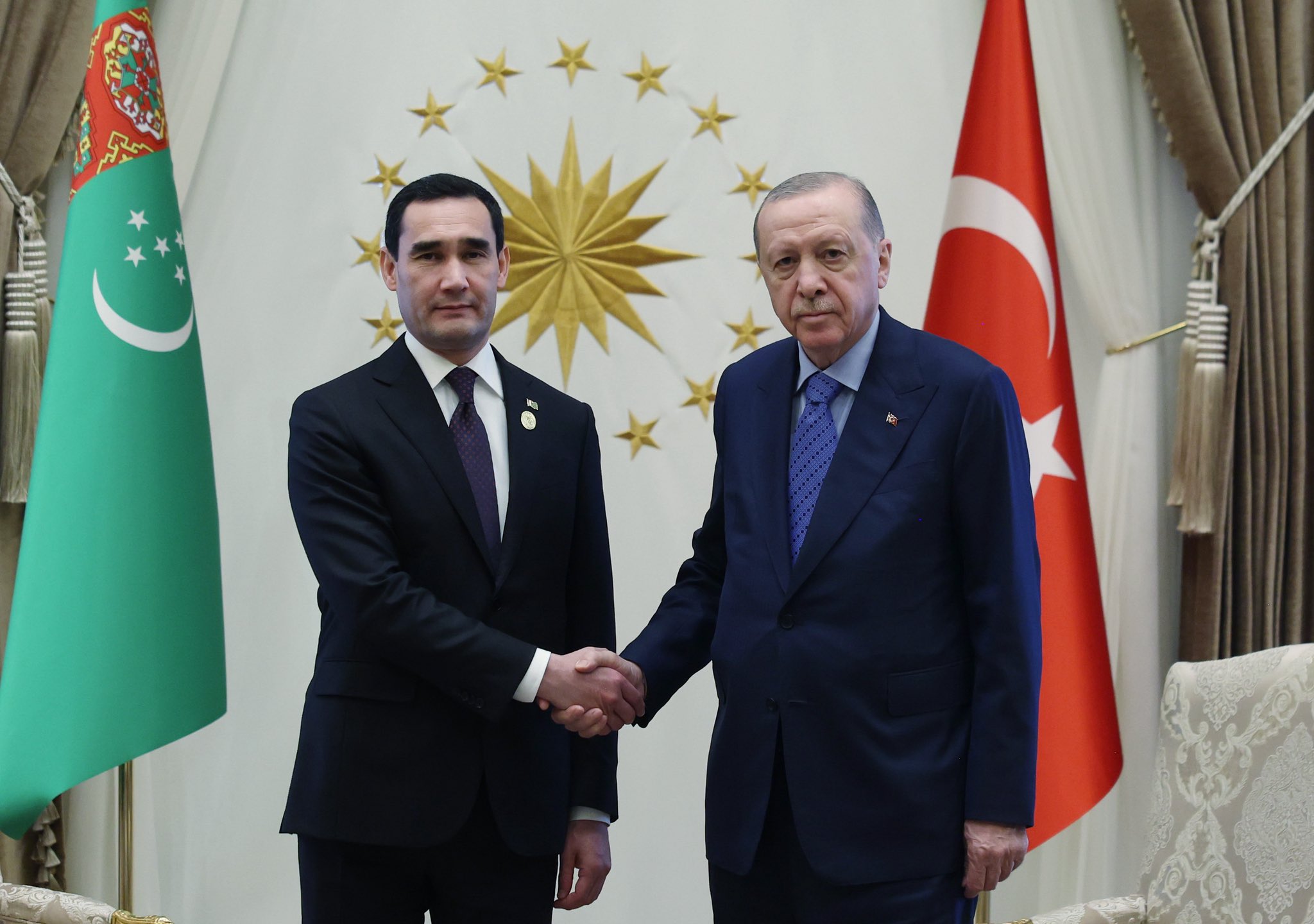 Cumhurbaşkanı Erdoğan, Türkmenistan Devlet Başkanı Berdimuhammedov İle Görüştü