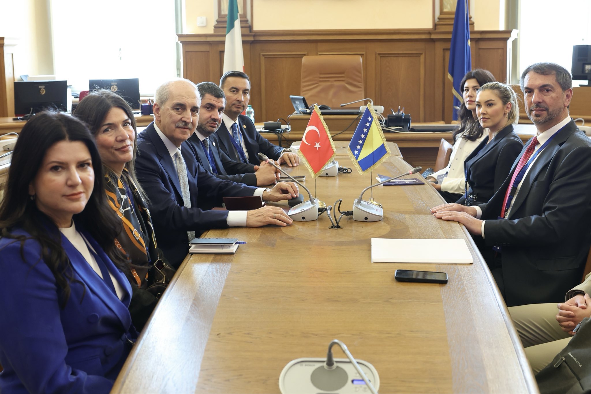 TBMM Başkanı Kurtulmuş, Bosna Hersek Temsilciler Meclisi Başkan Yardımcısı Çavara İle Görüştü